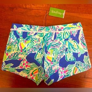 Lilly Pulitzer Adie Short size 4. Brand new with tags.